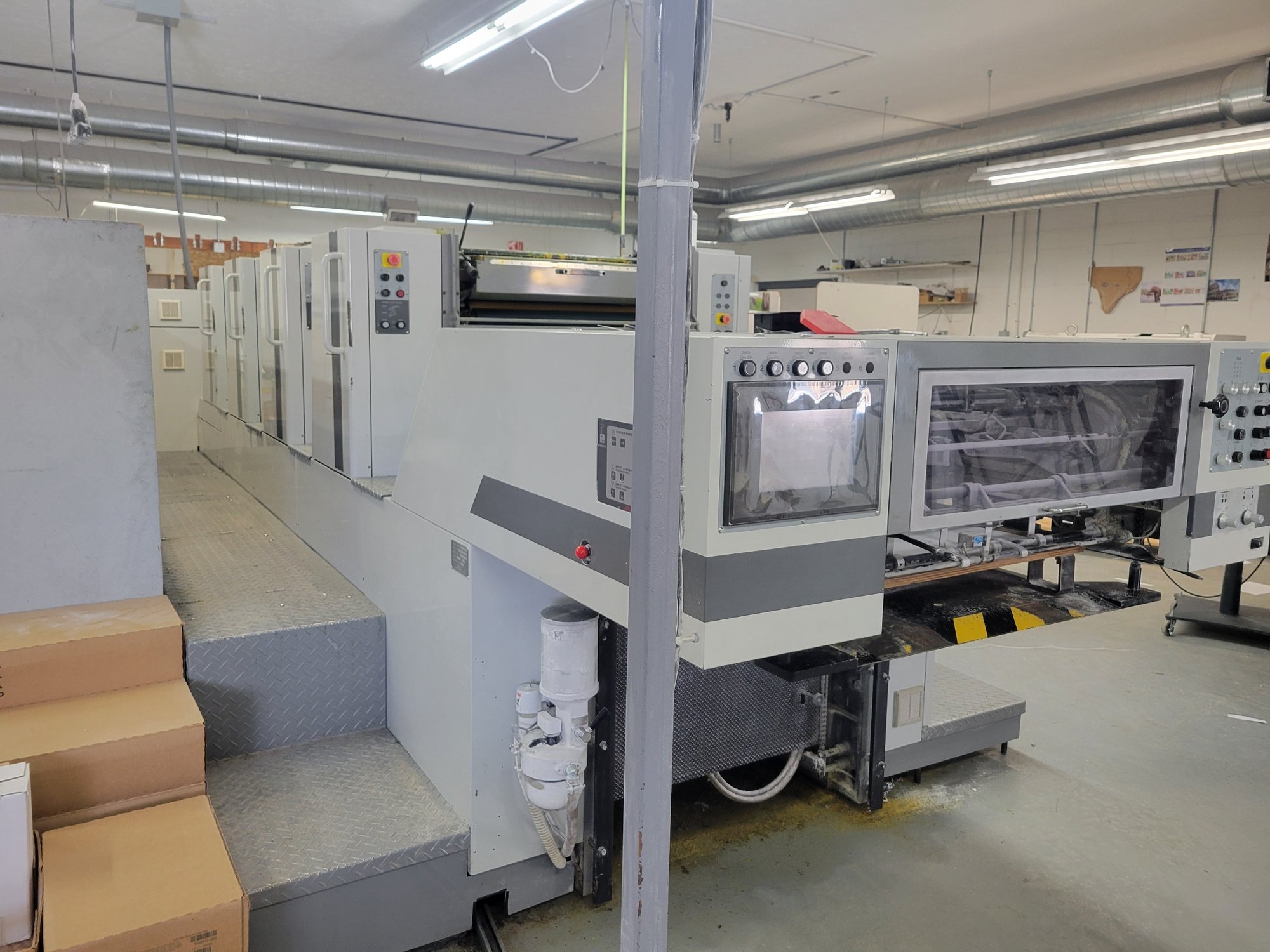 Sakurai Oliver 472ED2 -- 5 Color Offset Press — Sakurai Oliver 472ED2 main photo
